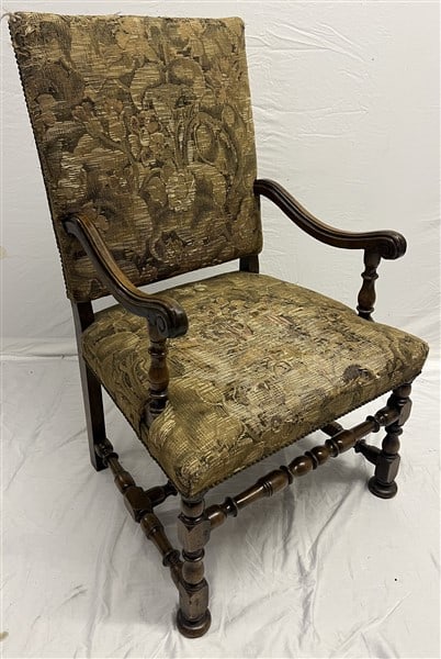 19th Cent. English Arm Chair: 19th Cent. English Arm Chair