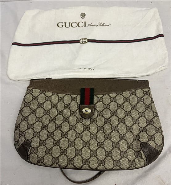 Gucci Handbag: Gucci Handbag