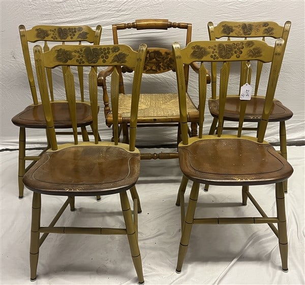 5 Hitchcock Chairs: 5 Hitchcock Chairs