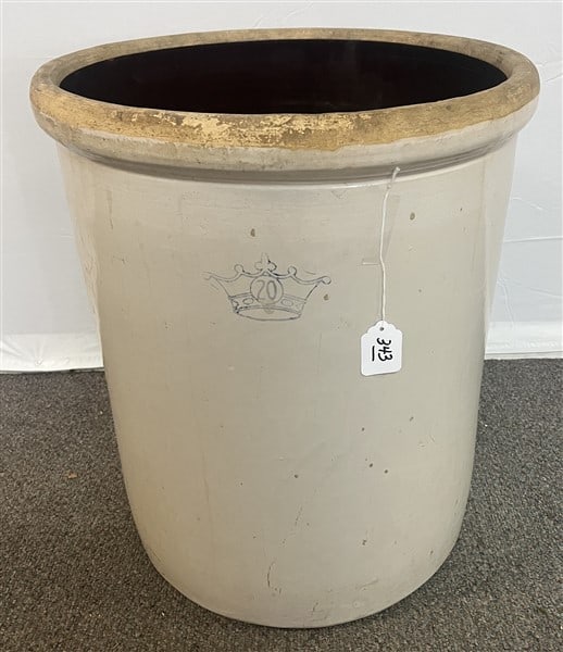 20 Gallon Country Store Pickle Crock (1 of 2)