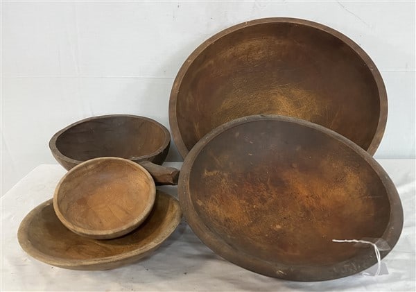 5 Early Wooden Bowls (1 of 3)
