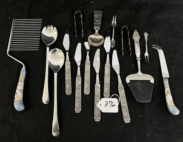 Continental Table Accessories: Continental Table Accessories