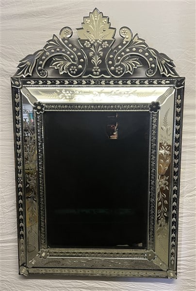 High Quality Venetian Mirror (1 of 4)