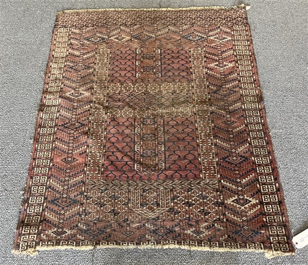 Antique Persian Scatter - 3'10" x 4'10": Antique Persian Scatter - 3'10" x 4'10"