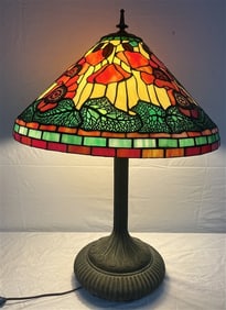 28" Leaded Glass Lamp