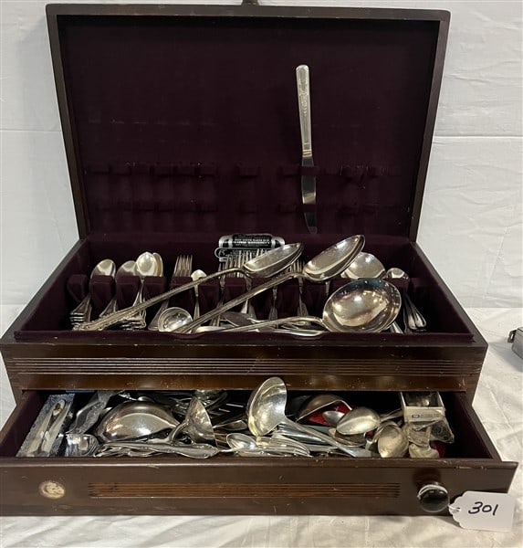Box of Silver Plate Table Accessories: Box of Silver Plate Table Accessories