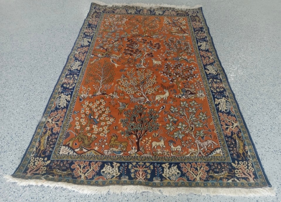 Persian Long Rug - Tree of Life: Persian Long Rug - Tree of Life - 4'5" x 7'