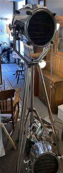 3 Signal Lights (1 of 4)