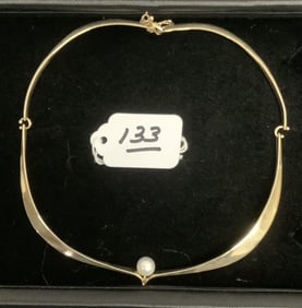 14k Gold Necklace with 9mm Pearl - 23.6 Grams