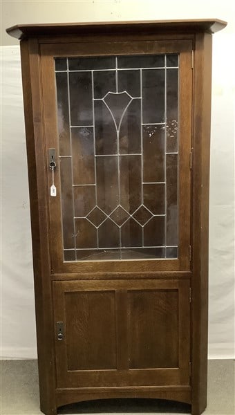 Stickley Leaded Glass Lighted Cabinet 78"h x 36"w - 125lbs: Stickley Leaded Glass Lighted Cabinet 78"h x 36"w - 125lbs
