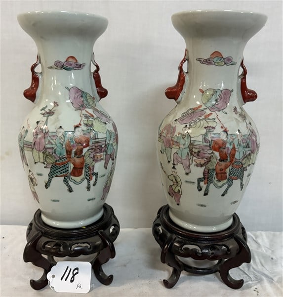 Pr. of Japanese 9.5" Vases on Stands - Approx 5 lbs total: Pr. of Japanese 9.5" Vases on Stands - Approx 5 lbs total