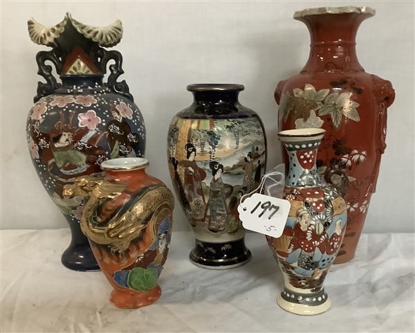 5 Japanese and Chinese Vases - Smallest 6"h Tallest 12"h - Approx 6.5lbs: 5 Japanese and Chinese Vases - Smallest 6"h Tallest 12"h - Approx 6.5lbs