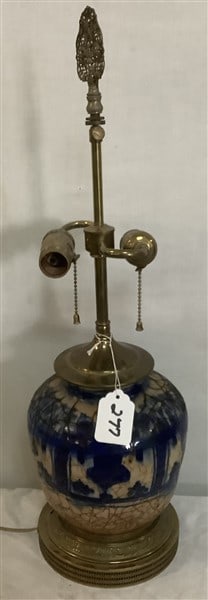 23" Glazed Porcelain Lamp - 6 lbs: 23" Glazed Porcelain Lamp - 6 lbs