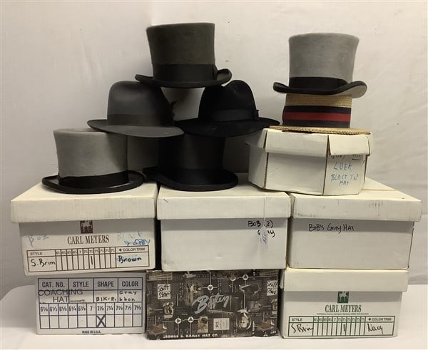 Lot of 10 Nice Riding Hats 5 lbs (1 of 3)