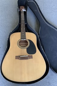 Hohner Acoustic Guitar with Case