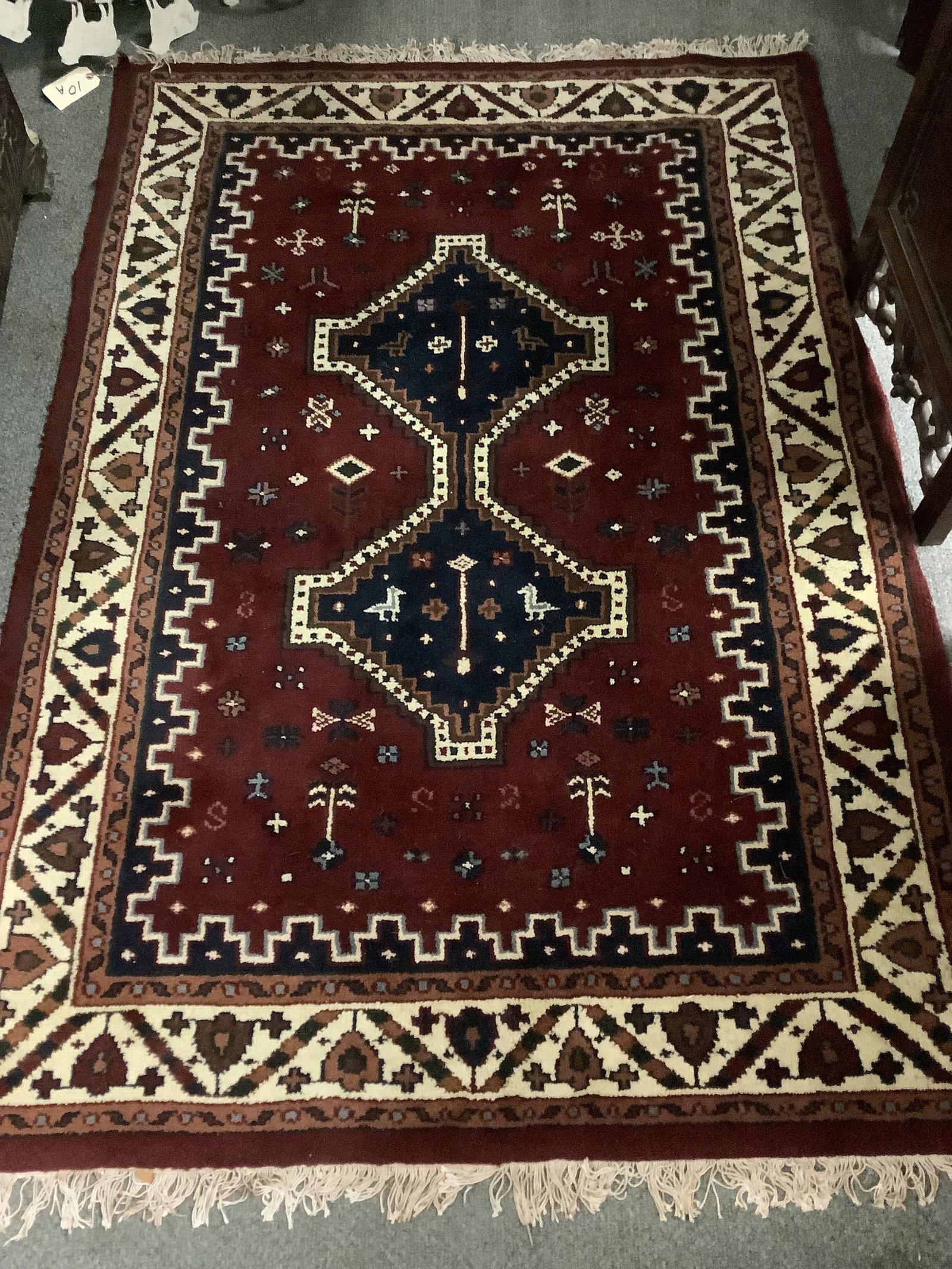 Hand Made Persian Rug 4' x 6': Hand Made Persian Rug 4' x 6'