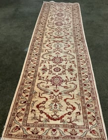 Agra/Jaipur Runner - 2'9" x 9'8"