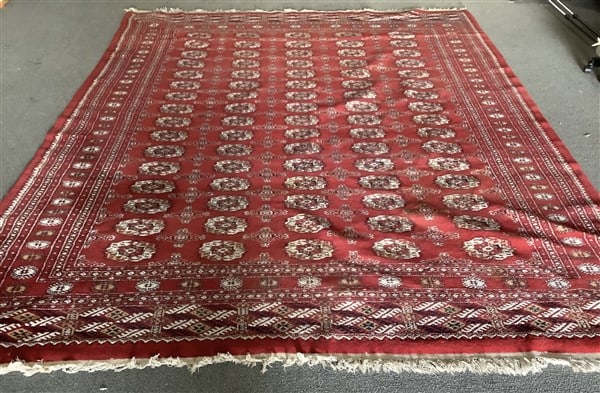 Hand made Bokara - 8' x 10' - 50 lbs: Hand made Bokara - 8' x 10' - 50 lbs
