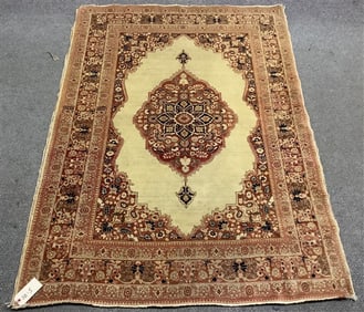 Fine Antique Persian Rug 4'0" x 5'6"