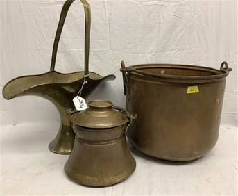 3 Items in Copper and brass Copper pot - 11"h x 11" diam