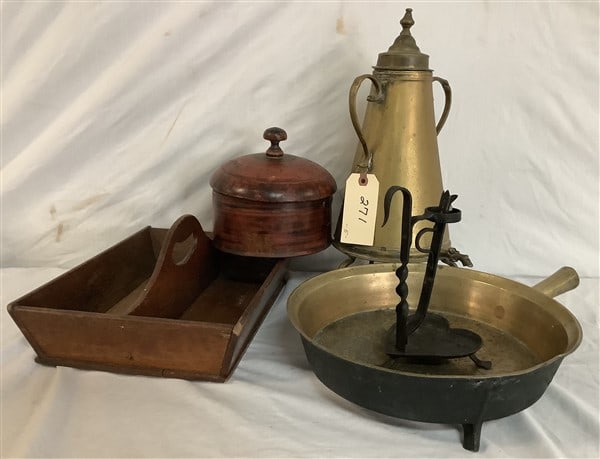 Interesting 5 Pc Lot of Kitchen Items: Interesting 5 Pc Lot of Kitchen Items