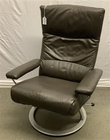 Lafter Post Modern Leather Chair 75 lbs