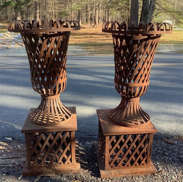 Pr of Vintage Ribbon Strap Urns 50 lbs: Pr of Vintage Ribbon Strap Urns 50 lbs - 47" tall overall