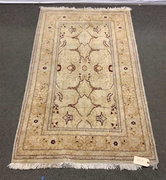 Hand Made Oushak 3'1" x 5'3": Hand Made Oushak 3'1" x 5'3"