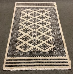 Fine White Bokara 3 x 5