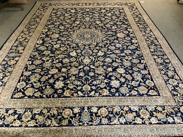 Hand Made 50 Year Old Persian Rug 9'4" x 13'4" (1 of 4)