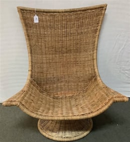 Indoor Wicker Swivel Chair 35w x 44h