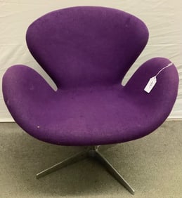Arne Jacobsen Style Swan Chair