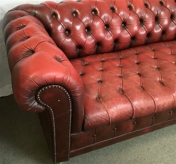 77" Tufted Leather Red Chesterfield - 2