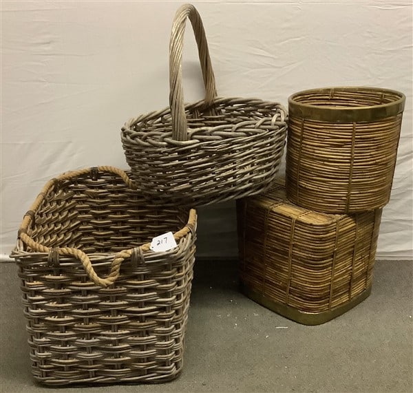 4 Nice Large Baskets: 4 Nice Large Baskets