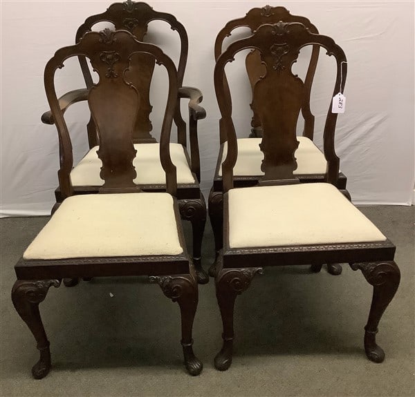 4 Mahogany Dining Chairs: 4 Mahogany Dining Chairs....41" high, 18" deep and 20" wide