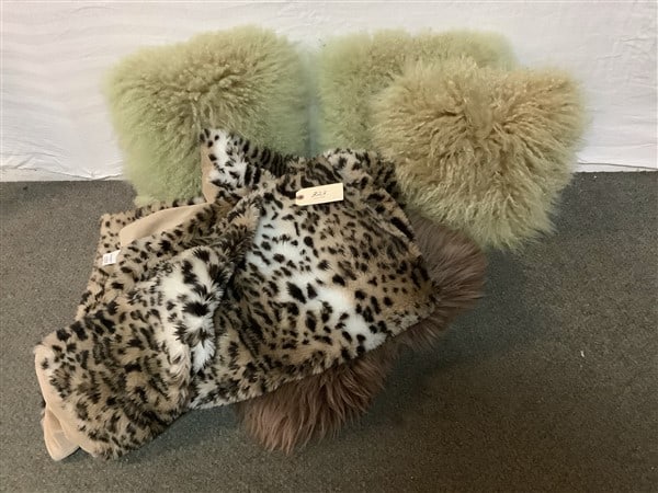 Fluffy Stuff for the Couch: Fluffy Stuff for the Couch