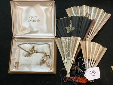 4 Vintage Fans/Packales Jewelry Ensemble