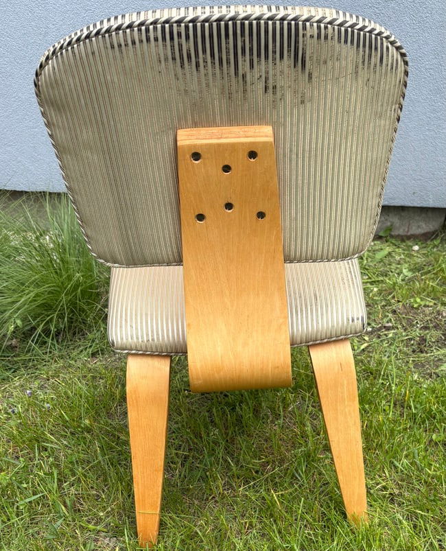 6 Vintage Eames Chairs - 4