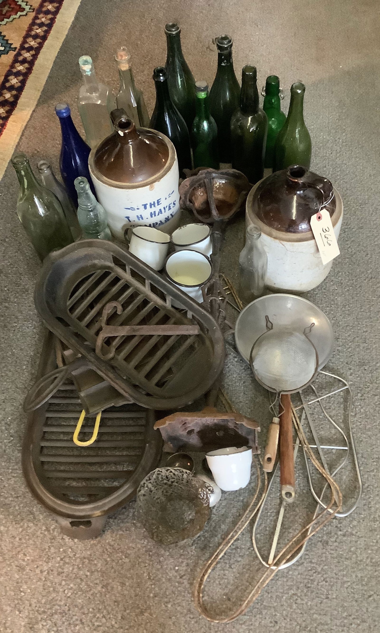 Jugs, Bottles, Iron Cookware, Wire Molds (1 of 4)