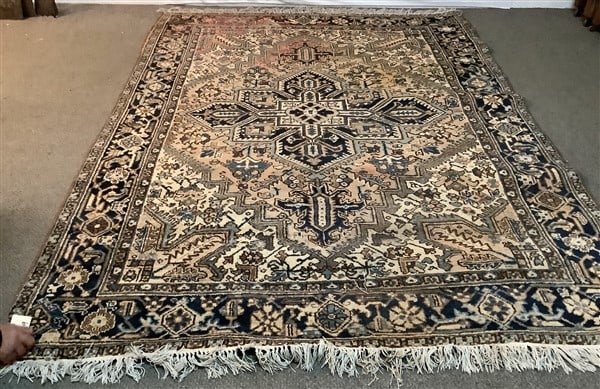 75 Year Old Heriz 6 x 9 (1 of 4)