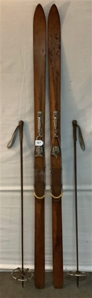 Wooden Skis and Poles: Wooden Skis and Poles