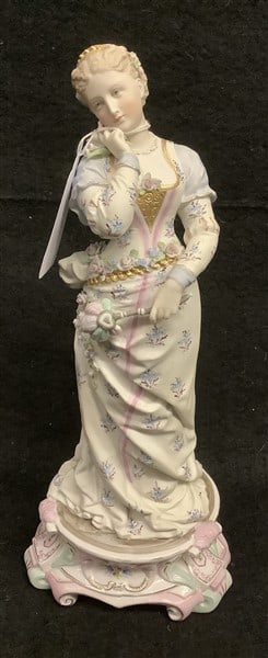13" Meissen Female Porcelain Figurine (1 of 4)