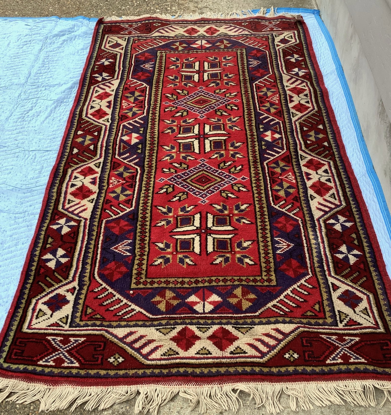 3'4" x 6'9" Red Persian - 2