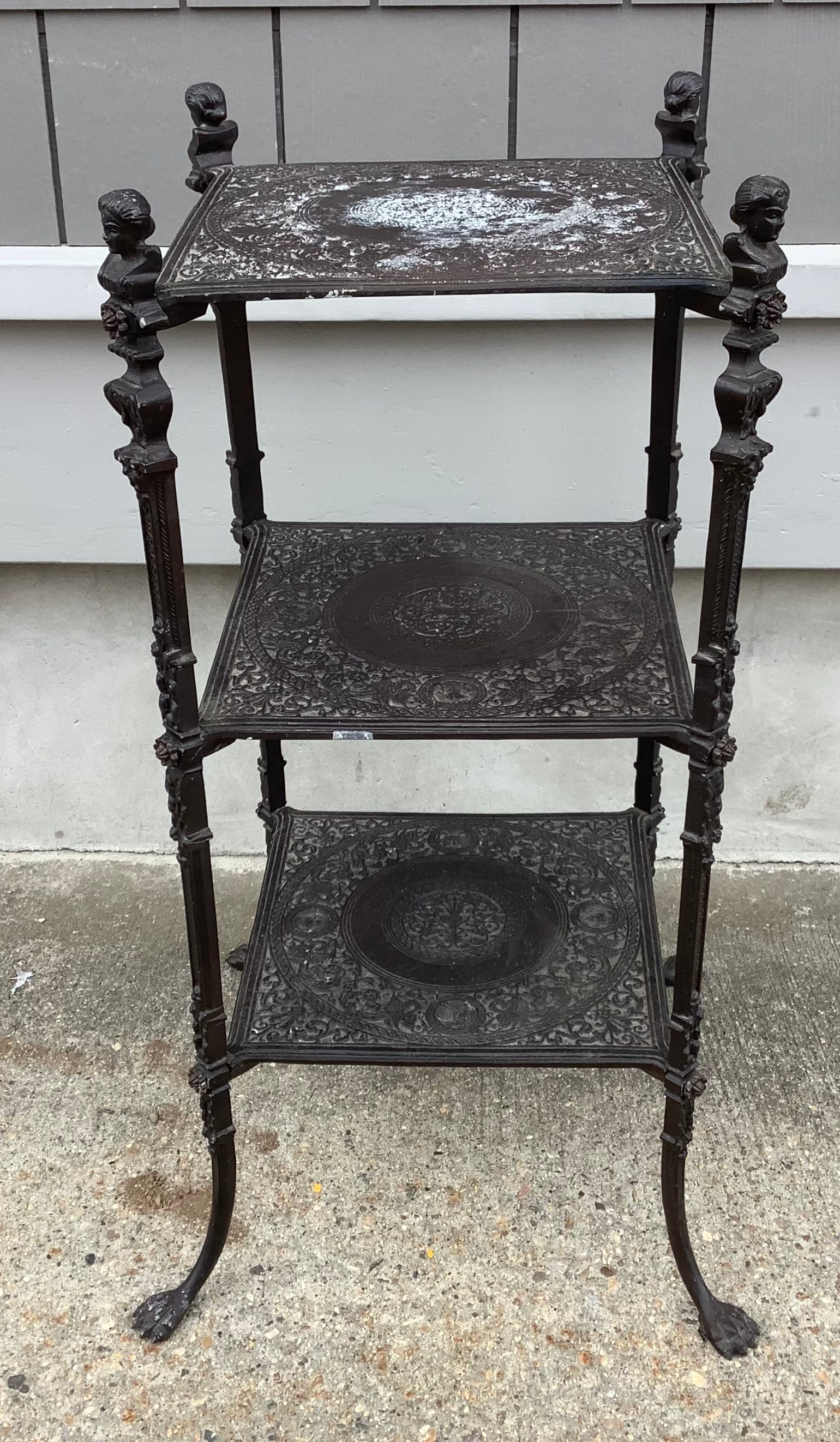 3 Tier Garden Table: 3 Tier Garden Table