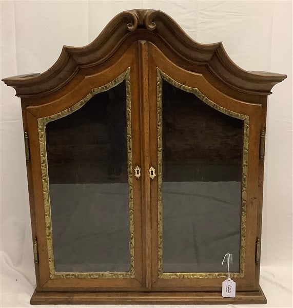 18th Cent. 2 Door Oak Continental Hanging Cabinet (1 of 4)