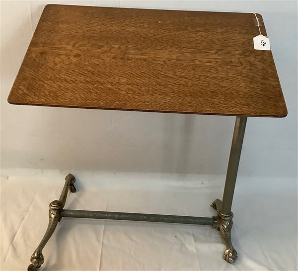 Mid-Cent. Adjustable Oak Table: Mid-Cent. Adjustable Oak Table