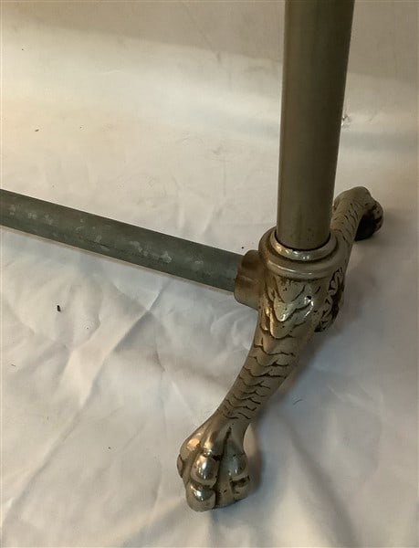 Mid-Cent. Adjustable Oak Table - 2