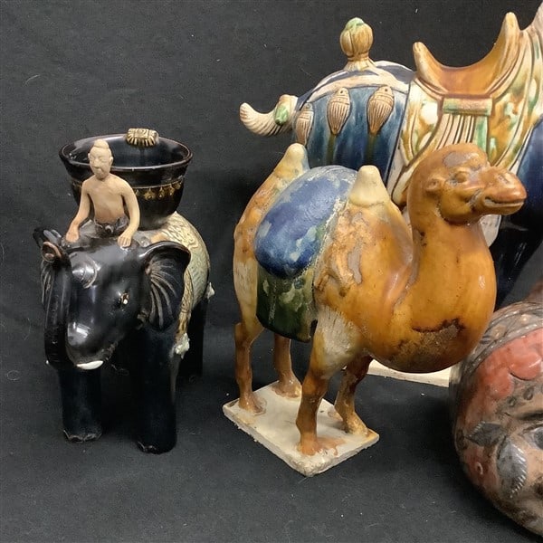4 Decorative Painted Ceramic Objects - 3