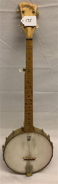 Deering "Good Time" 5 String Banjo (1 of 2)