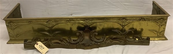 45" Antique Brass Fender and Chenet Bar: 45" Antique Brass Fender and Chenet Bar